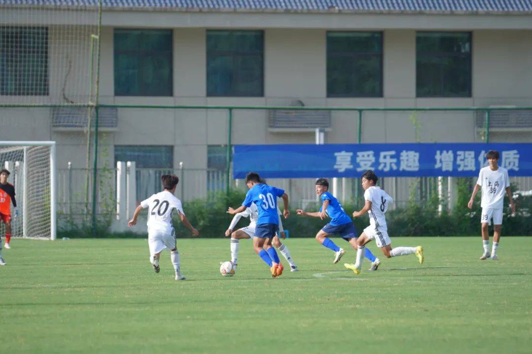 开云体育平台APP-陕西队在比赛中奋勇拼搏，成功摘得胜利果实