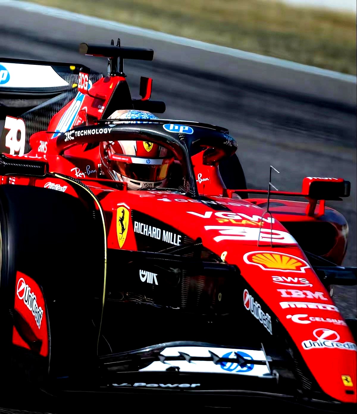 包含红牛车队翻盘法拉利，勒克莱尔关键制胜的词条