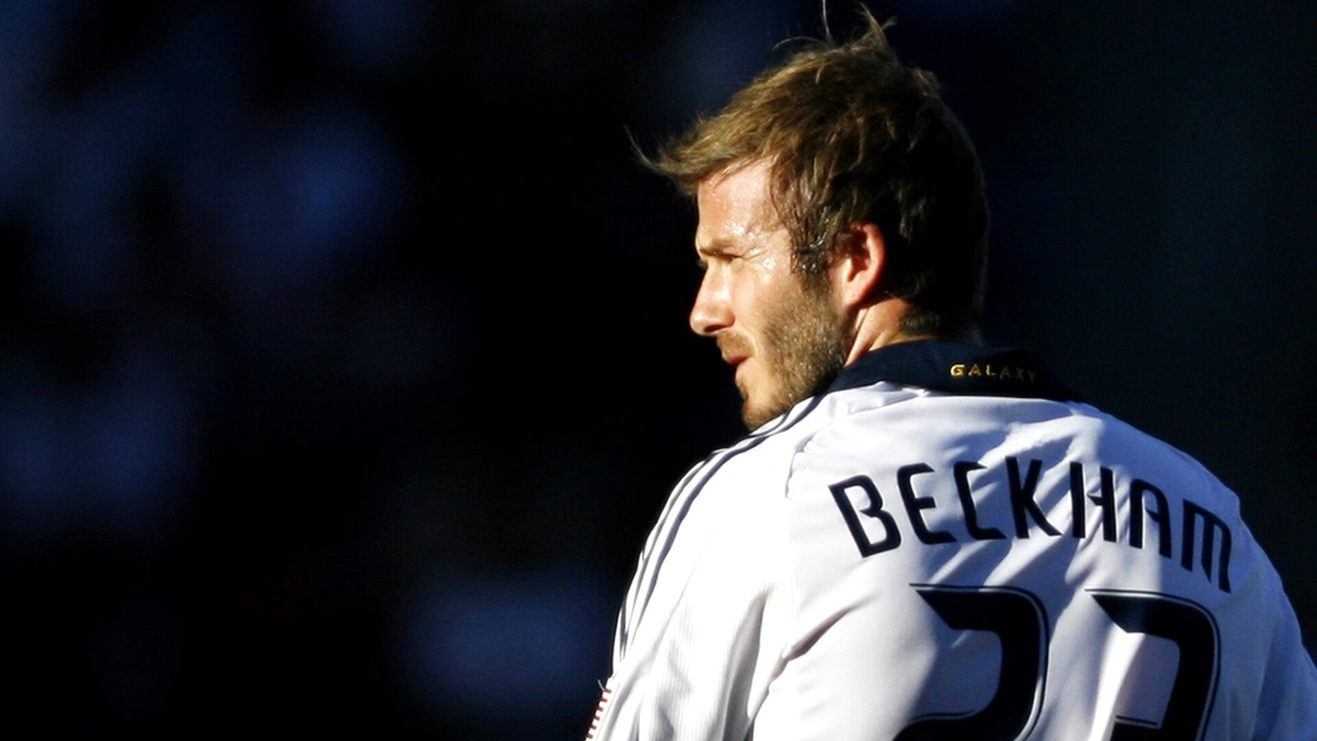 2024年三月夜晚，从热带雨林到亚平宁山脉，足球如何雕刻时间